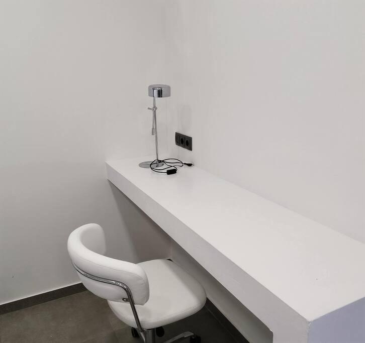 Farisma - Bright And Central Apt In Kalamata Ngoại thất bức ảnh